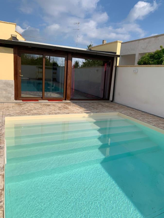Willa In Con Piscina A 700m Dal Mare *